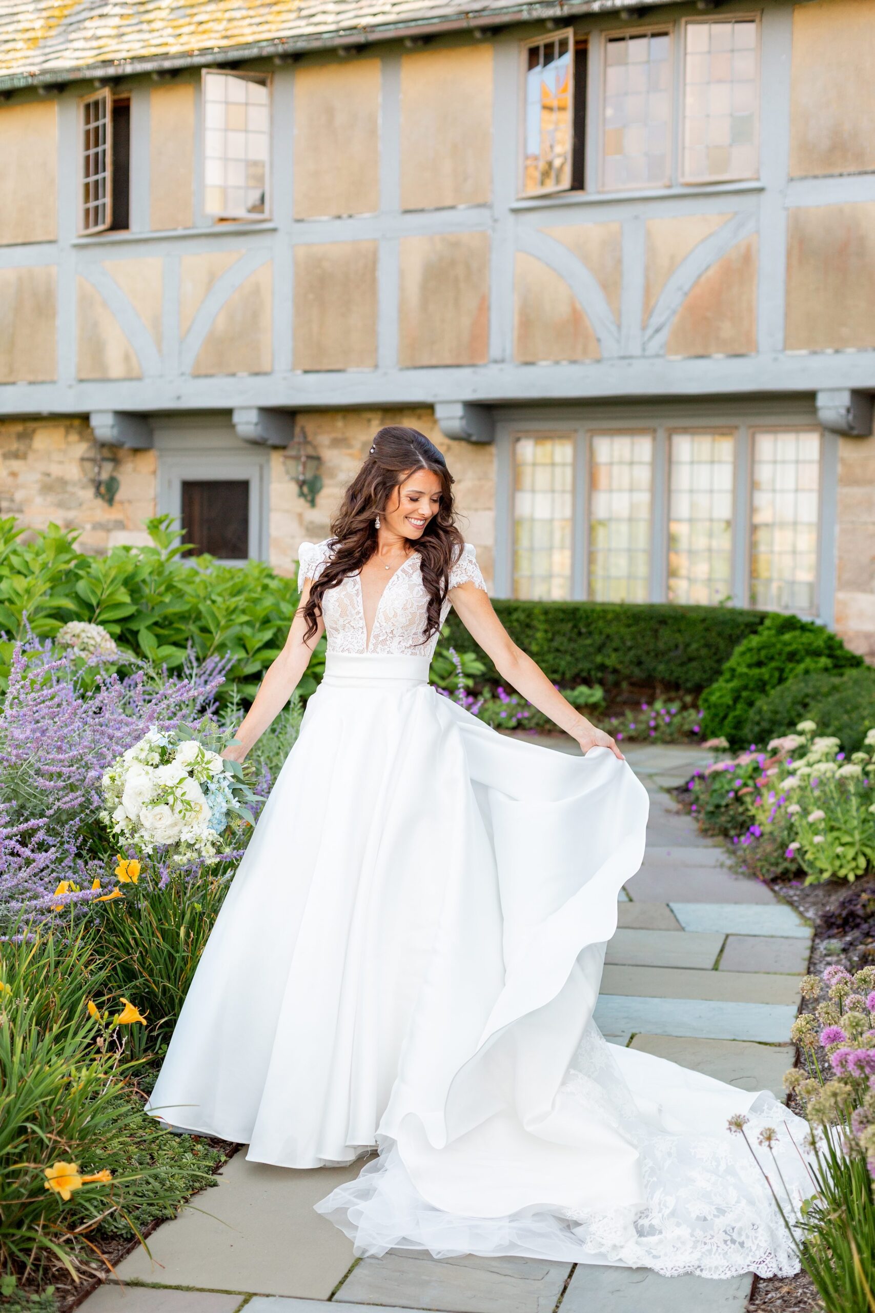Newport Oceanfront Wedding at a Private Home 10.jpg