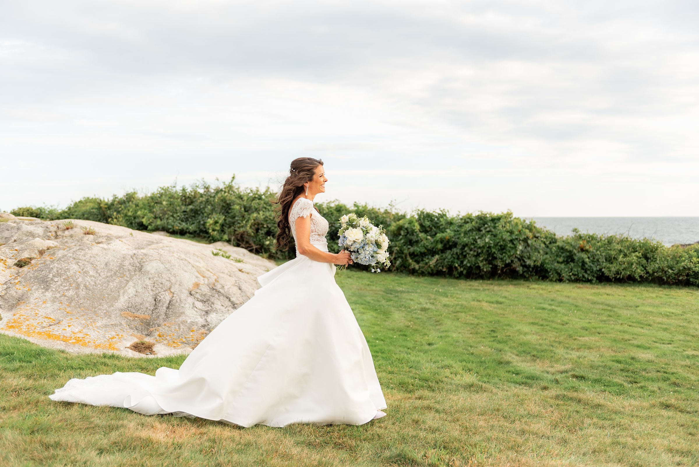 Newport Oceanfront Wedding at a Private Home 14.jpg
