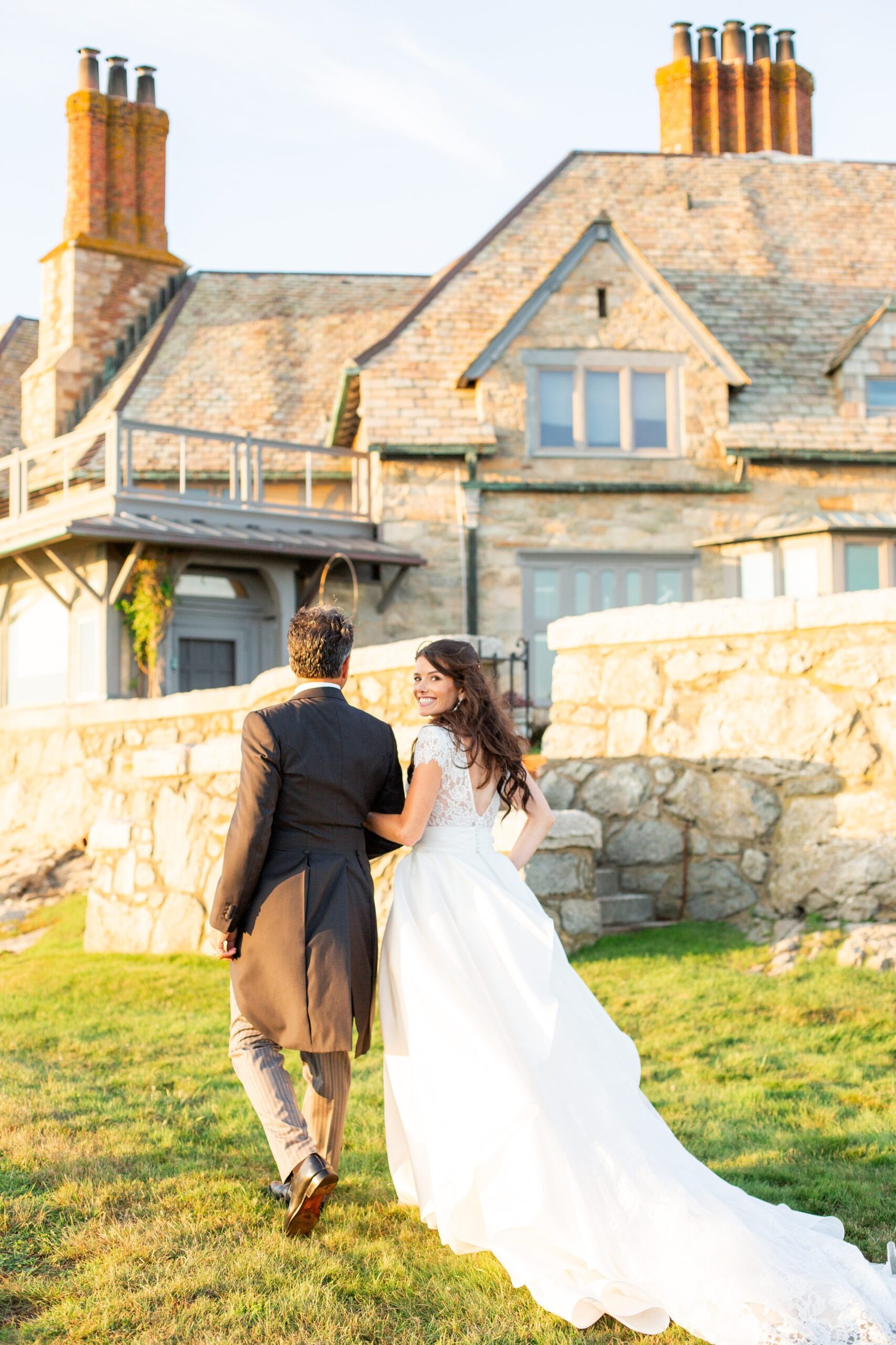 Newport Oceanfront Wedding at a Private Home 26.jpg
