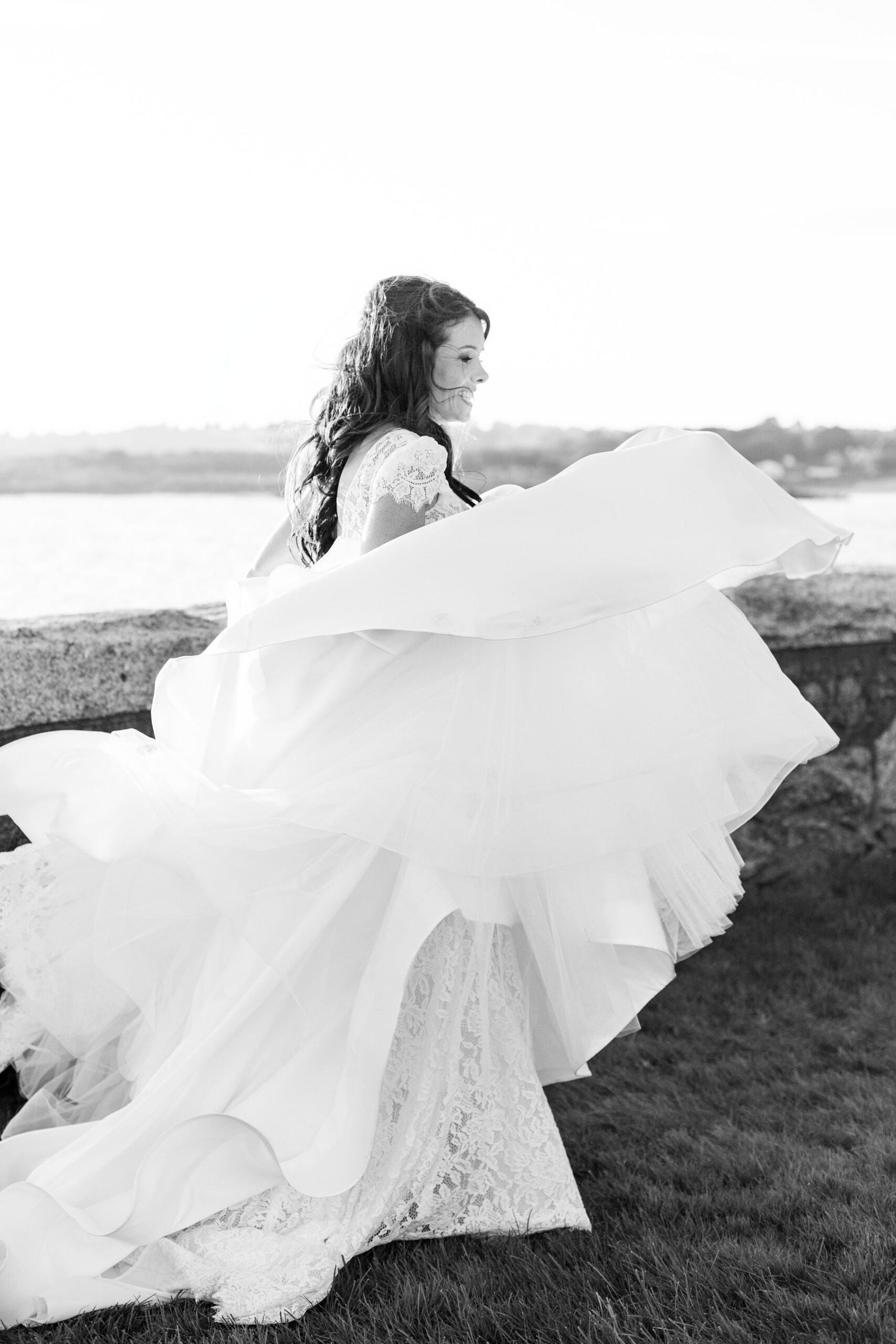 Newport Oceanfront Wedding at a Private Home 30.jpg