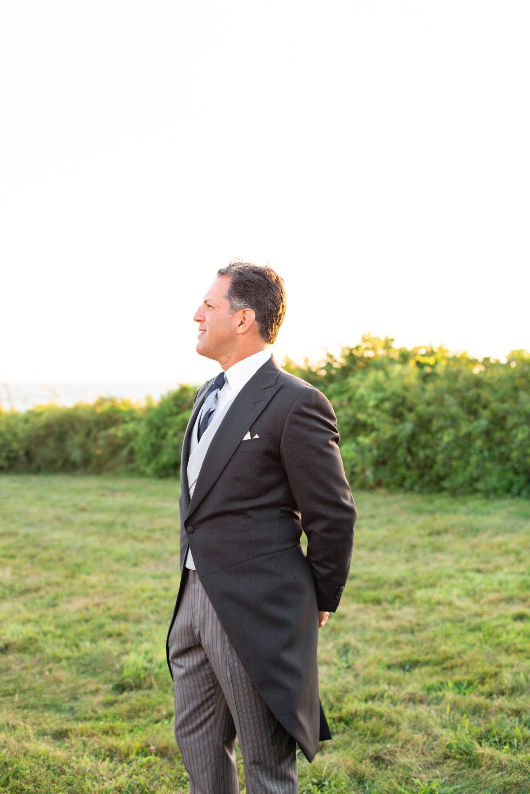 Newport Oceanfront Wedding at a Private Home 31.jpg