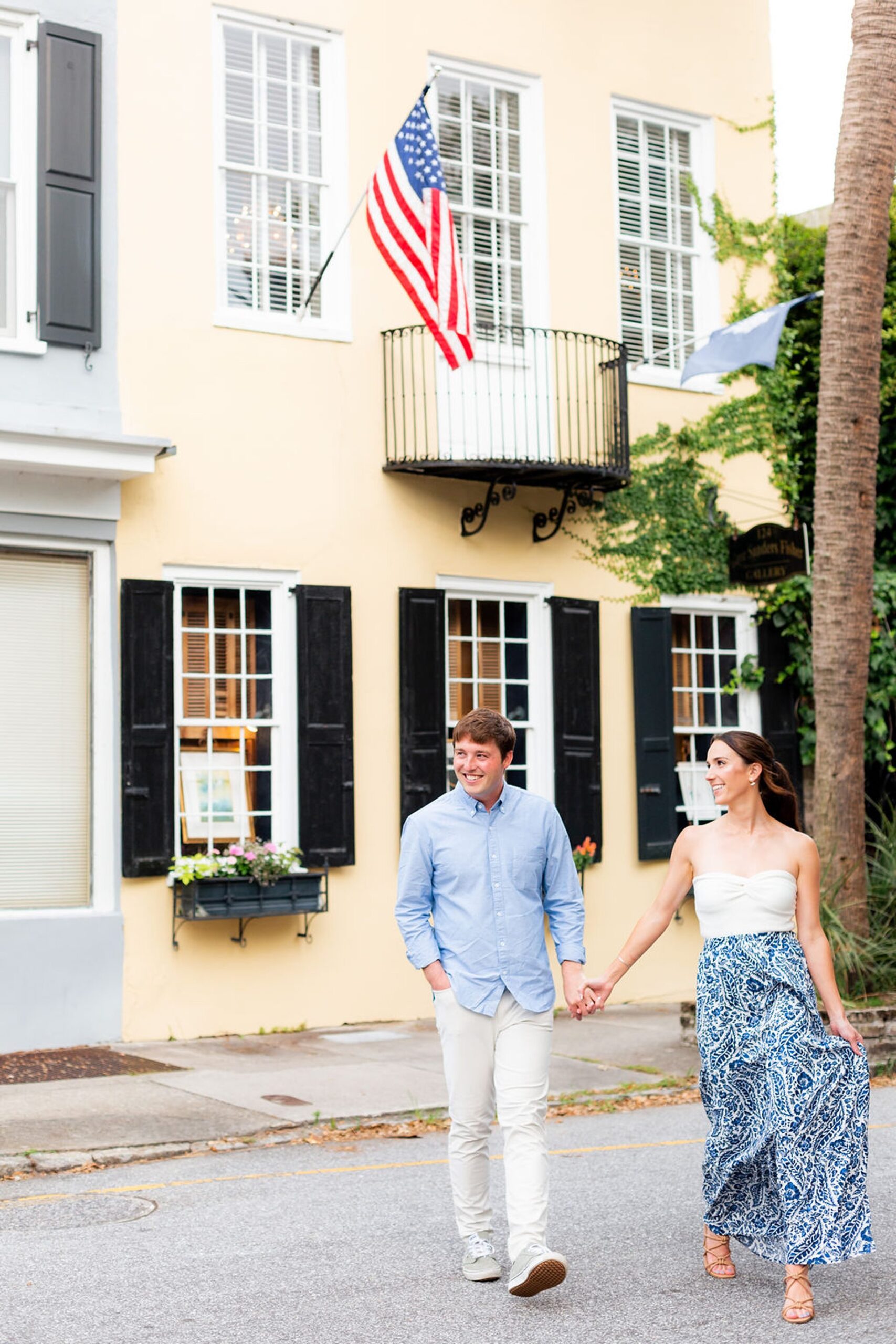 Downtown Charleston South Carolina Engagement Photos07.jpg