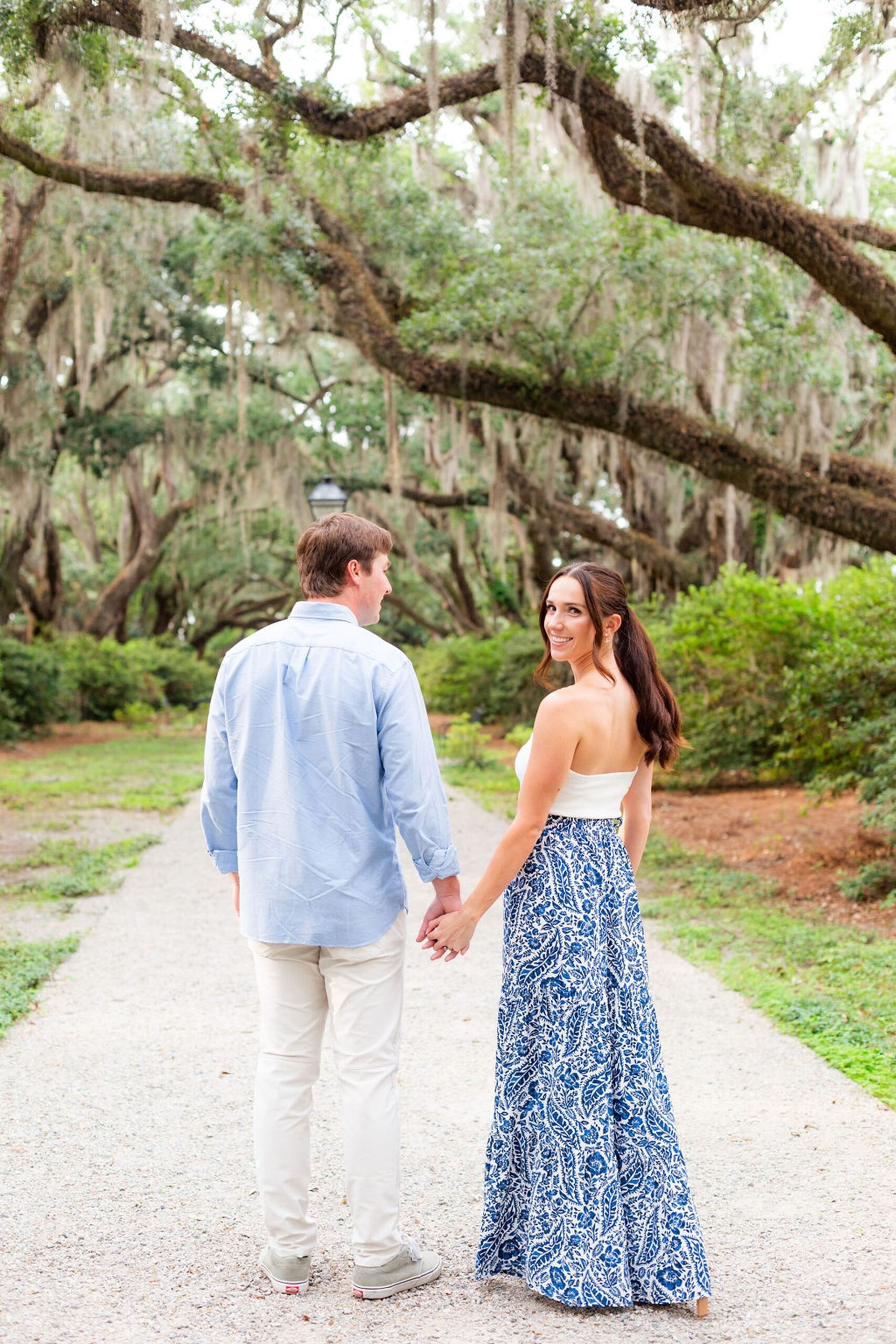Downtown Charleston South Carolina Engagement Photos10.jpg