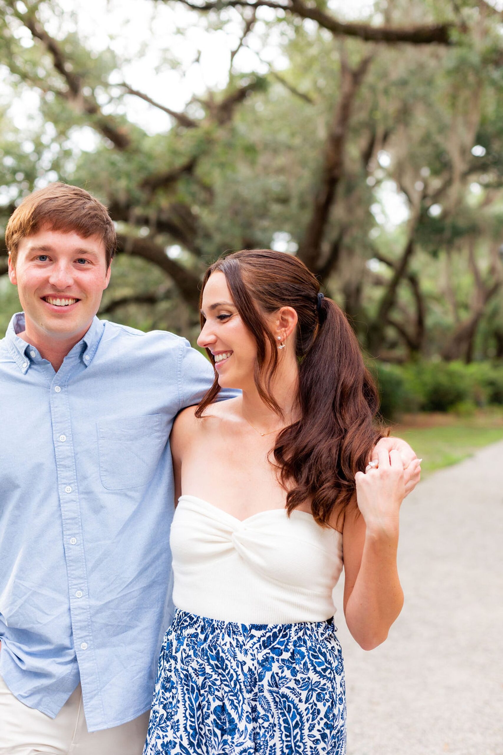 Downtown Charleston South Carolina Engagement Photos14.jpg